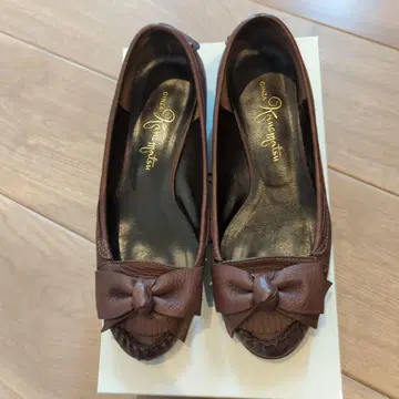 긴자 카네마츠 브라운 가죽 리본 로퍼