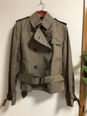 카키 트렌치코트 벨트 포함