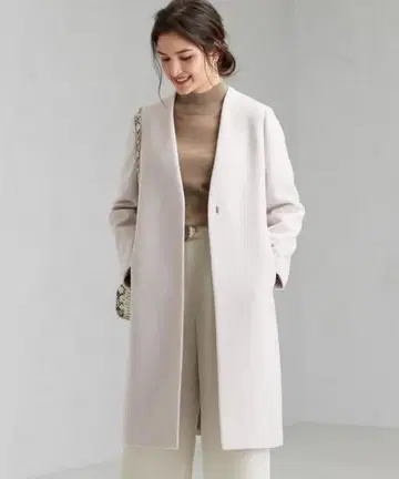 그린 라벨 릴랙싱 노카라 코트 울 M 사이즈