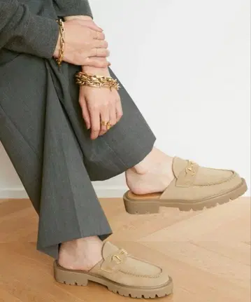 새상품 MUSE de Deuxieme Classe 카미난도 슬립온