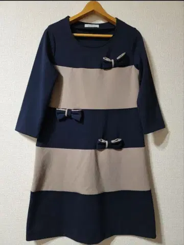 갤러리 비스콘티 원피스 보더 리본 M 사이즈