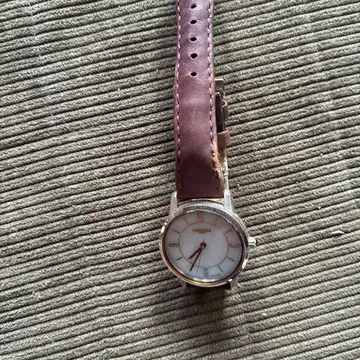 아날로그 손목시계 브라운 가죽