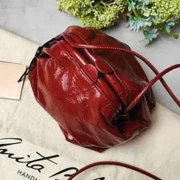 미사용 새상품 ANITA BILARDI 가마구치 숄더백 브라운