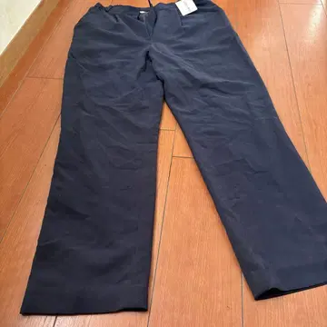 택 포함 새상품 레오나르 스포츠 팬츠 2