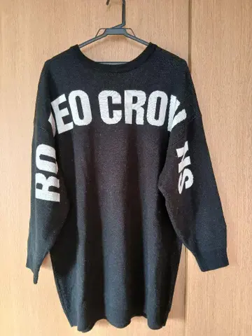 RODEO CROWNS 블랙 긴팔 니트 F