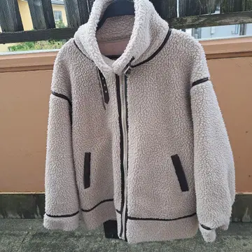 방한 경량 플리스 자켓 베이지