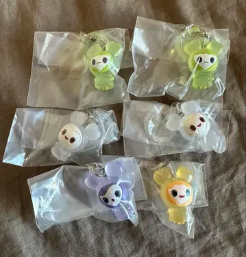 TWICE LOVELYS 마크 액세서리 세트