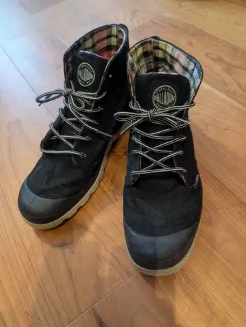 PALLADIUM 블랙 하이컷 부츠