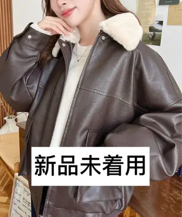 티펫 포함 인조 가죽 블루종 moment+/ 미착용 새상품