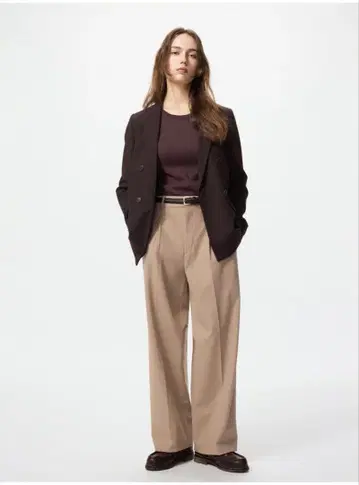 유니클로 턱 와이드 팬츠 베이지 M