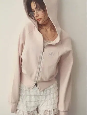 pellicule 페리큐르 motif stone PK 핑크 후드티