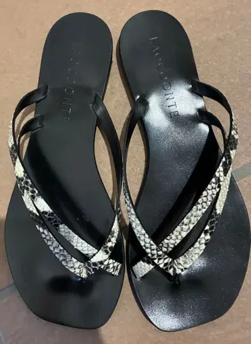 LAOCOONTE 스네이크 스킨풍 샌들 36