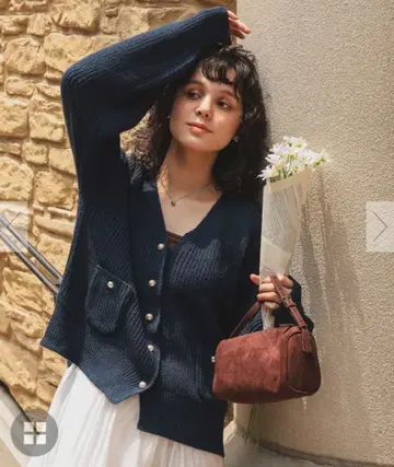 titivate 포켓 부착 펄 버튼 니트 가디건