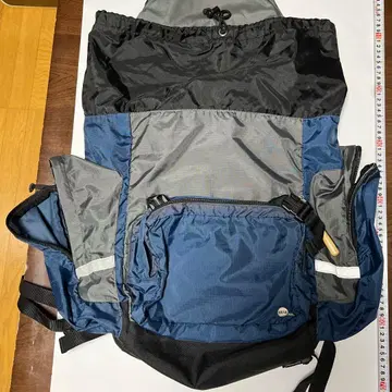 Caravan 백팩 파랑/블랙