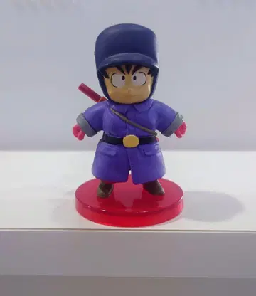 드래곤볼 피규어 보라색