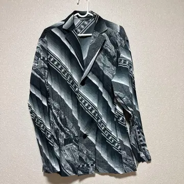 ISSEY MIYAKE MEN 기하학 패턴 자켓 셋업