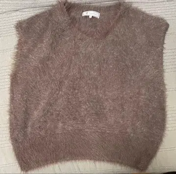 새상품급 로페픽 샤기 니트 베스트