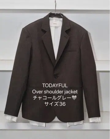 TODAYFUL 차콜 그레이 오버 숄더 자켓 사이즈 36