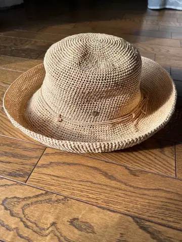 헬렌 카민스키 밀짚모자 라이트 내추럴