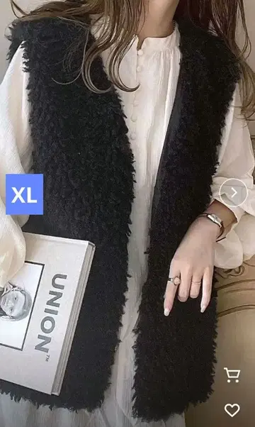 미사용 새상품!! 여성용 퍼 베스트 XL