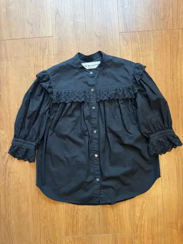 THE SHINZONE 신존 코튼 프릴 블라우스 블랙