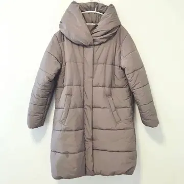 잇츠데모 충전솜 롱 코트 베이지 후드 부착 아우터