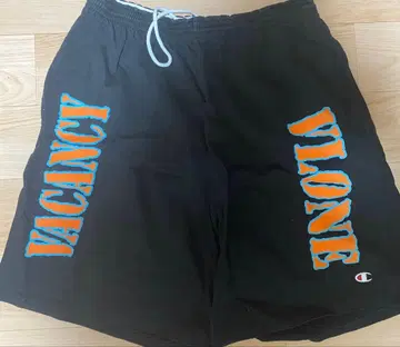 VLONE x No Vacancy 하프 팬츠