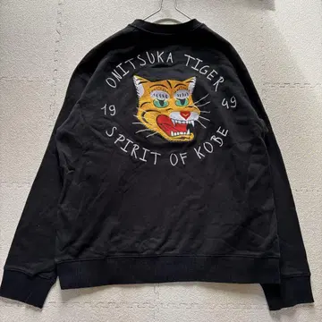 새상품급 오니츠카타이거 맨투맨 블랙 호랑이 자수 백 로고 베트남 점퍼