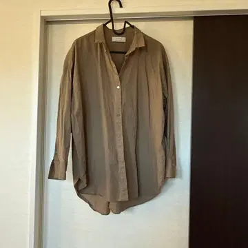 [ ACUTA ] 베이지 브라운 긴팔 버튼 셔츠