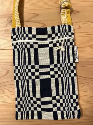 요한나 그리크센 미니백