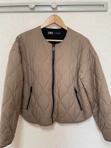 ZARA 퀼팅 자켓 베이지