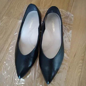 펌프스 블랙 22.5cm