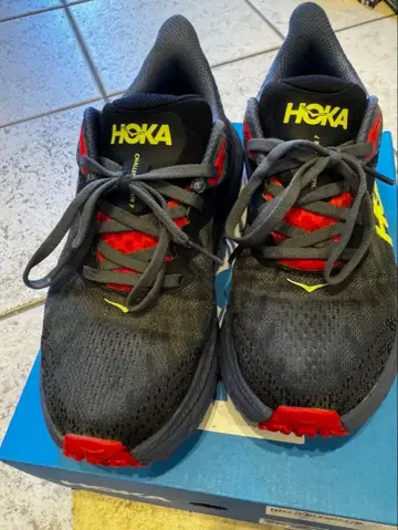 호카 여성용 스니커즈