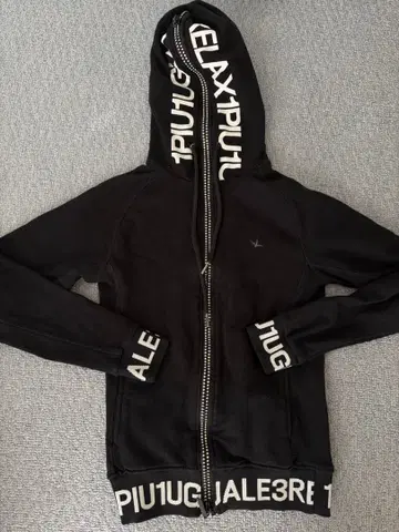 우노피우노우과레토레 릴랙스 상의 지퍼 후드티 사이즈S 자수 로고