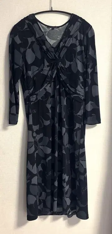 로라 애슐리 LAURA ASHLEY 저지 소재 꽃무늬 원피스