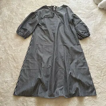 사만사 모스모스 스트라이프 볼륨 소매 원피스 Samansa Mos2