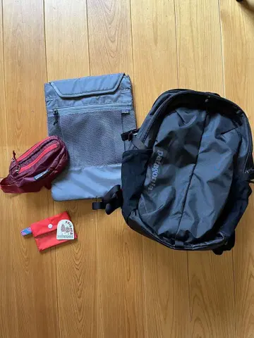 patagonia 중형 백팩 블랙 바디백 묶음 판매 덤 포함