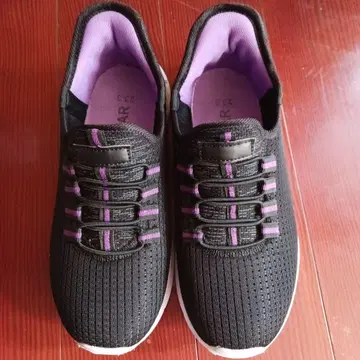 VOUYAR 스니커즈 블랙/보라색