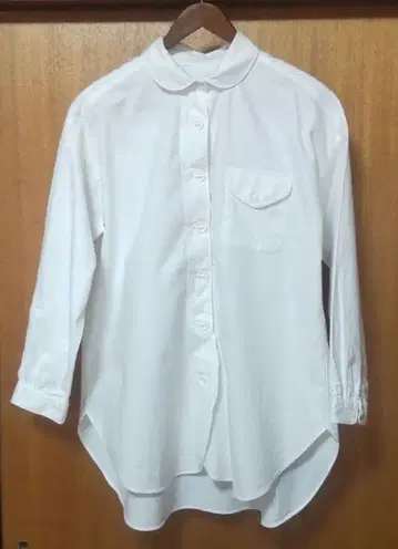 Manna 만나 화이트 둥근 카라 긴팔 셔츠