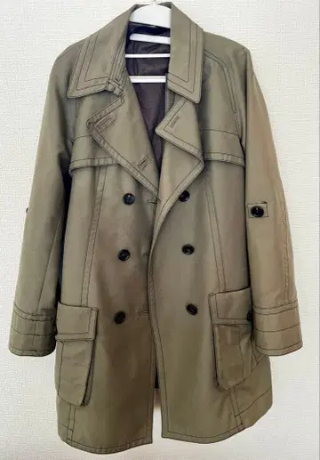 Alaskan Deniable Luxe 트렌치코트