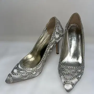 diagram GRACECONTINENTAL 실버 펌프스 36