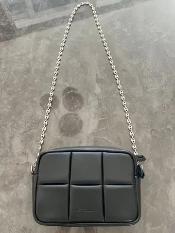 스콧 클럽 ADD CULUMN 블랙 퀼팅 숄더백