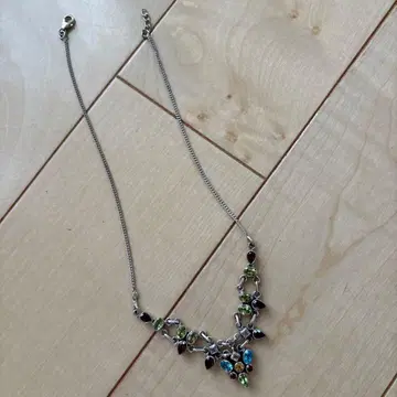 비쥬 부착 목걸이 다색 스톤