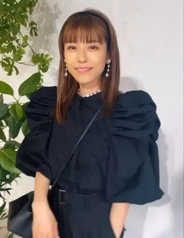 WCJ 2way 볼륨 슬리브 블라우스 블랙