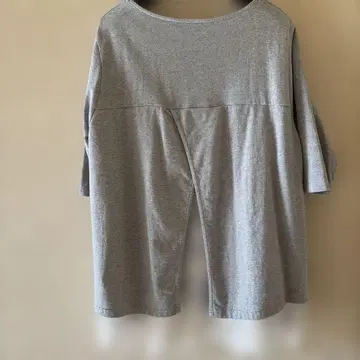 BEARDSLEY 그레이 반소매 T셔츠 밑단 레이스