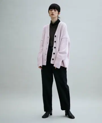 ADAM ET ROPE' 로우 게이지 V넥 가디건