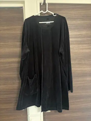 NOT CONVENTIONAL 블랙 긴팔 가디건