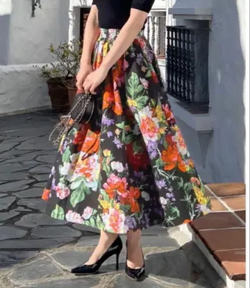 젠느 JENNE 플라워 꽃무늬 플레어 스커트