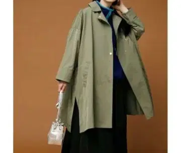 2023AW 어반 리서치 텐트 코트 카키 ACUTA 최근 모델