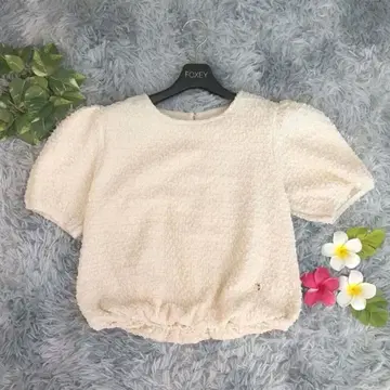 [ 트렌드 드레스 코드 ] 볼륨 슬리브 상의 F 사이즈 베이지